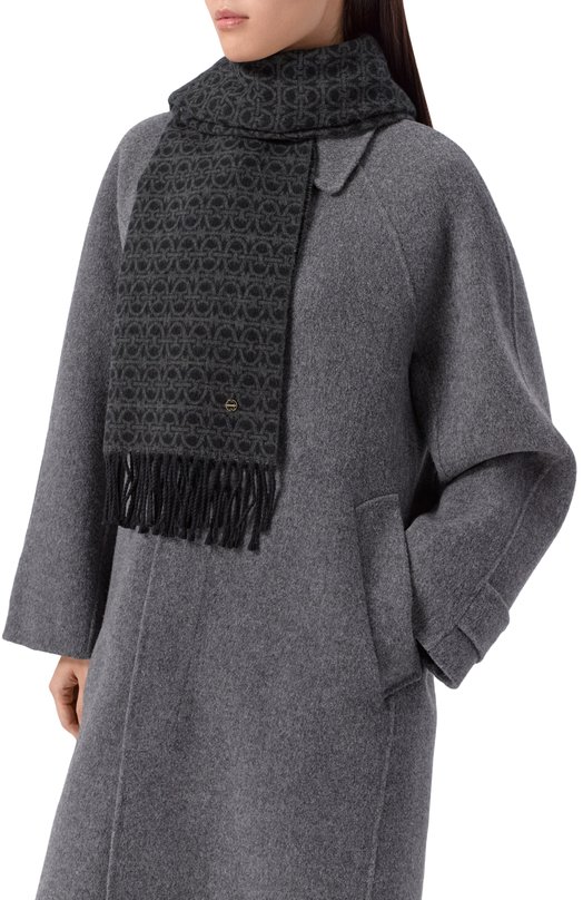 Шарф Coccinelle E7 RCZ 31 02 01 Серый  E7 RCZ 31 02 01 Фото 2