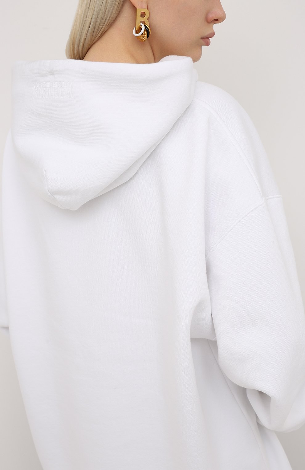 Хлопковое худи VETEMENTS черно-белого цвета по цене 94900 руб., арт. UAH21TR635 1605/W, фото 4 Хлопковое худи VETEMENTS, арт. UAH21TR635 1605/W, фото 4