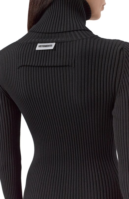 Шерстяное платье VETEMENTS WA53DR150B/2901 KNIT Чёрный  WA53DR150B/2901 KNIT Фото 5