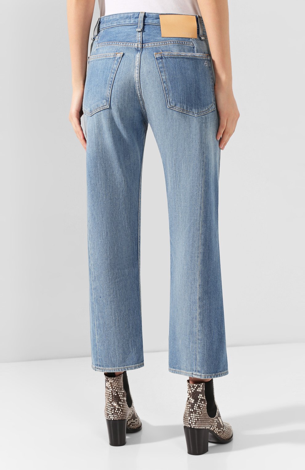 Джинсы RAG AND BONE синего цвета по цене 38050 руб., арт. WDD19F2660I9CS, фото 4 Джинсы RAG AND BONE, арт. WDD19F2660I9CS, фото 4