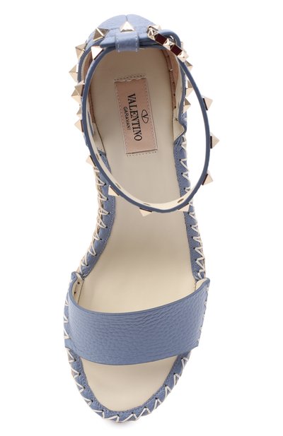 Кожаные босоножки rockstud double VALENTINO голубого цвета по цене 58650 руб., арт. VW2S0090/VT0, фото 5 Кожаные босоножки rockstud double VALENTINO, арт. VW2S0090/VT0, фото 5