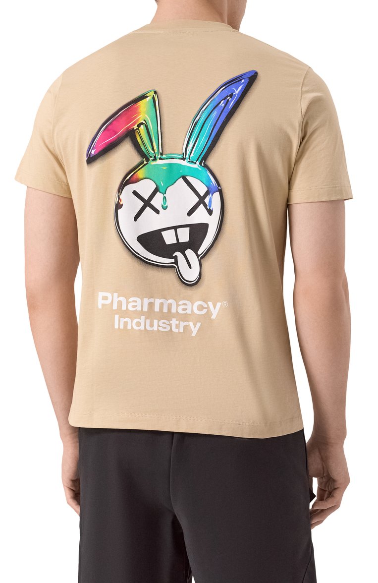 Мужская хлопковая футболка PHARMACY INDUSTRY бежевого цвета, арт. PHABM00195 | Фото 4 (Материал внешний: Хлопок; Рукава: Короткие; Длина (для топов): Стандартные; Стили: Гранж; Принт: С принтом; Кросс-КТ: Джерси; Мужское Кросс-КТ: Футболка-одежда)