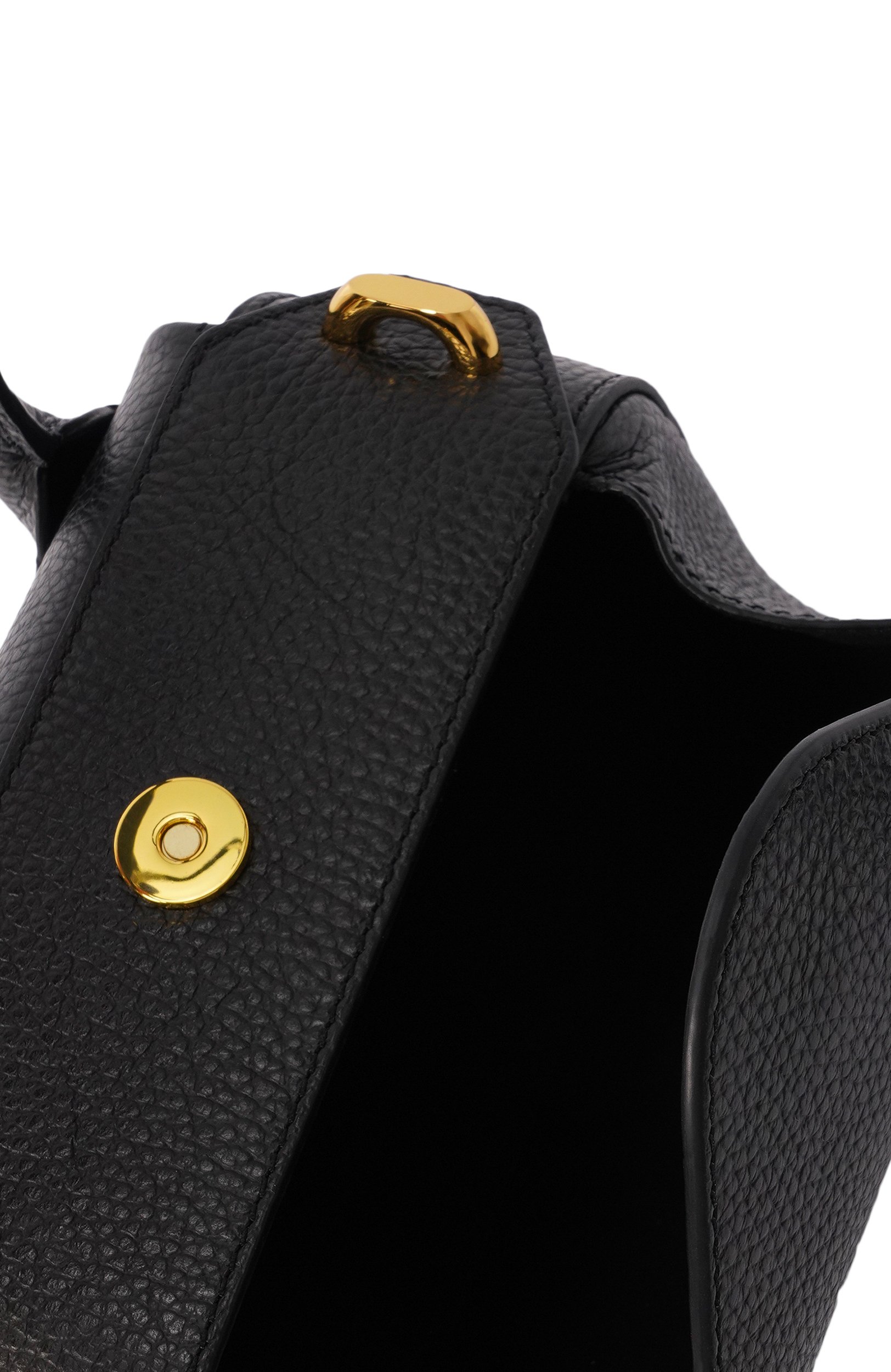 Сумка oyster mini YUZEFI черного цвета по цене 64500 руб., арт. 0YSTER MINI DUFFLE, фото 5 Сумка oyster mini YUZEFI, арт. 0YSTER MINI DUFFLE, фото 5