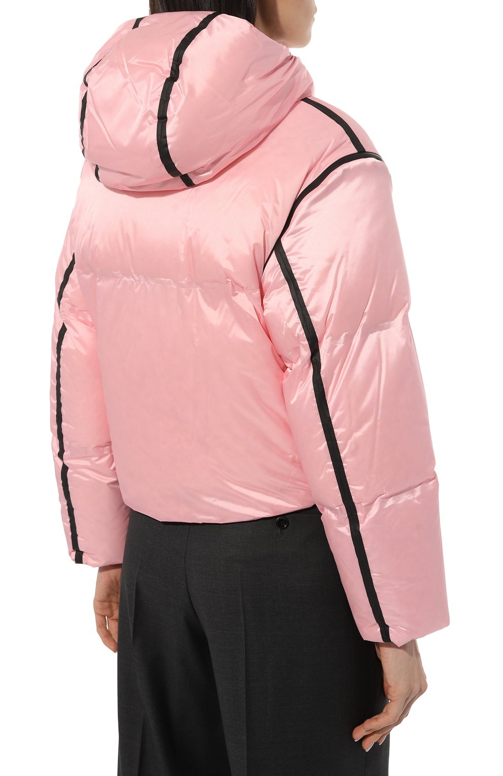 Пуховик prada linea rossa PRADA розового цвета по цене 300000 руб., арт. 291985-1ZT6-F0028-212, фото 4 Пуховик prada linea rossa PRADA, арт. 291985-1ZT6-F0028-212, фото 4