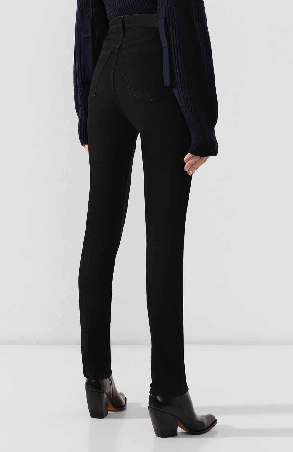 Джинсы HELMUT LANG черного цвета по цене 22900 руб., арт. J04DW208, фото 4 Джинсы HELMUT LANG, арт. J04DW208, фото 4
