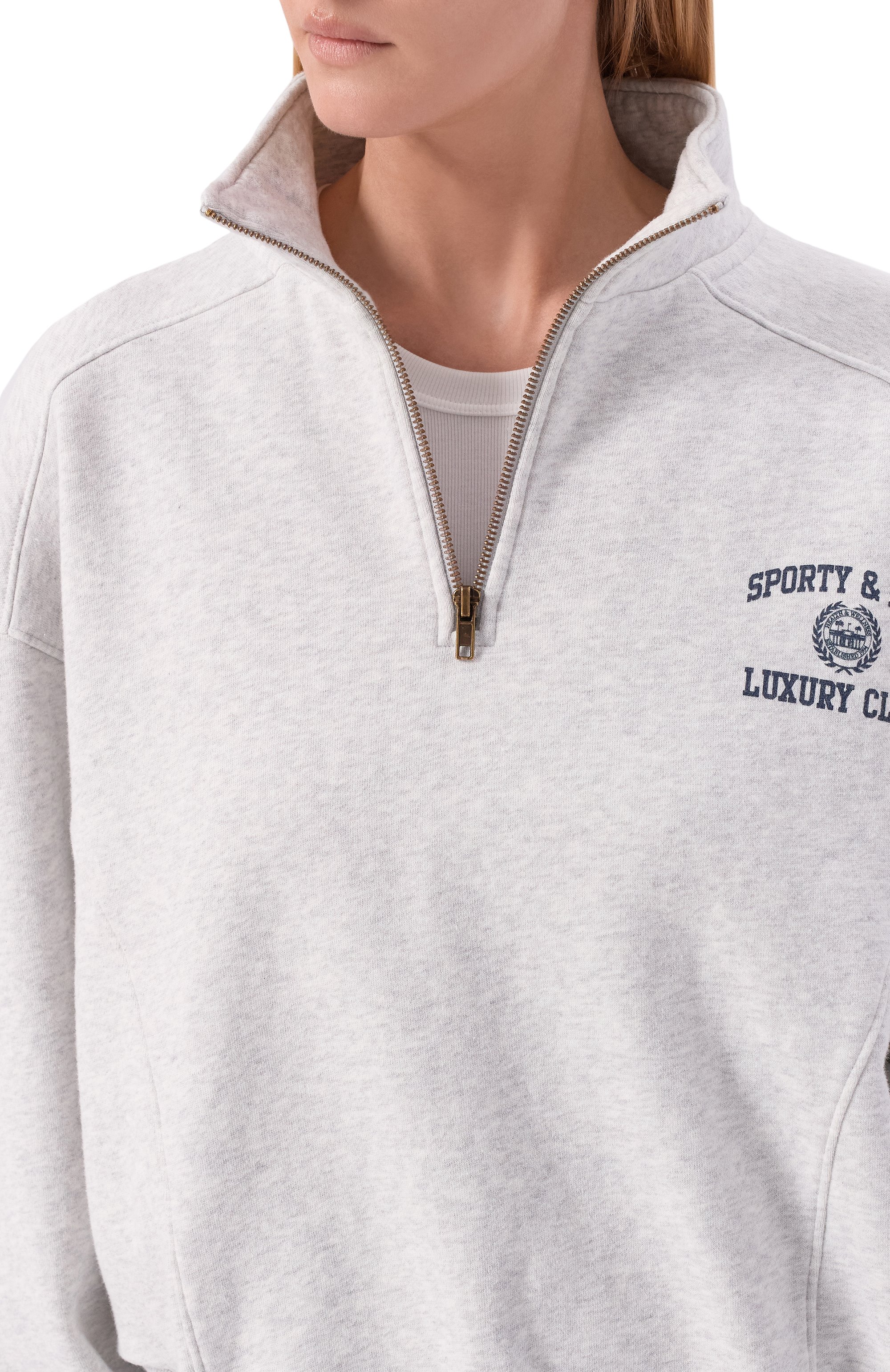 Хлопковый анорак luxury club SPORTY AND RICH серого цвета по цене 36450 руб., арт. ST0987842GY03/S&R LUXURY CLUB QUARTER ZIP, фото 5 Хлопковый анорак luxury club SPORTY AND RICH, арт. ST0987842GY03/S&R LUXURY CLUB QUARTER ZIP, фото 5