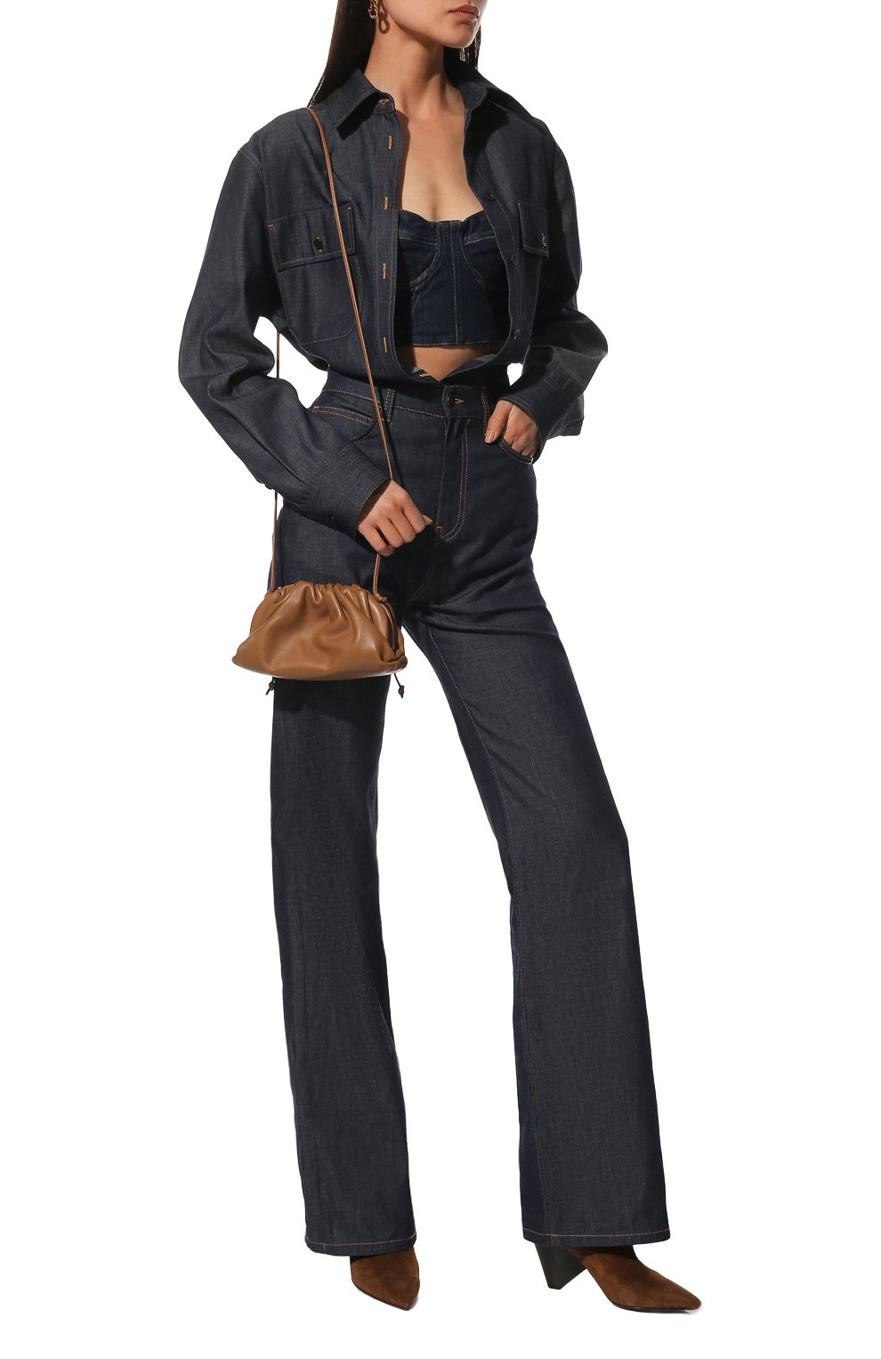 Клатч pouch mini BOTTEGA VENETA бежевого цвета по цене 117500 руб., арт. 585852/VCP40, фото 7 Клатч pouch mini BOTTEGA VENETA, арт. 585852/VCP40, фото 7