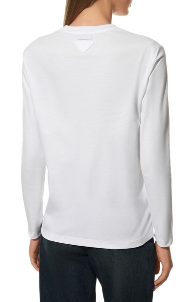 Хлопковый лонгслив PRADA белого цвета по цене 80000 руб., арт. 34630-240-F0009-221, фото 4 Хлопковый лонгслив PRADA, арт. 34630-240-F0009-221, фото 4
