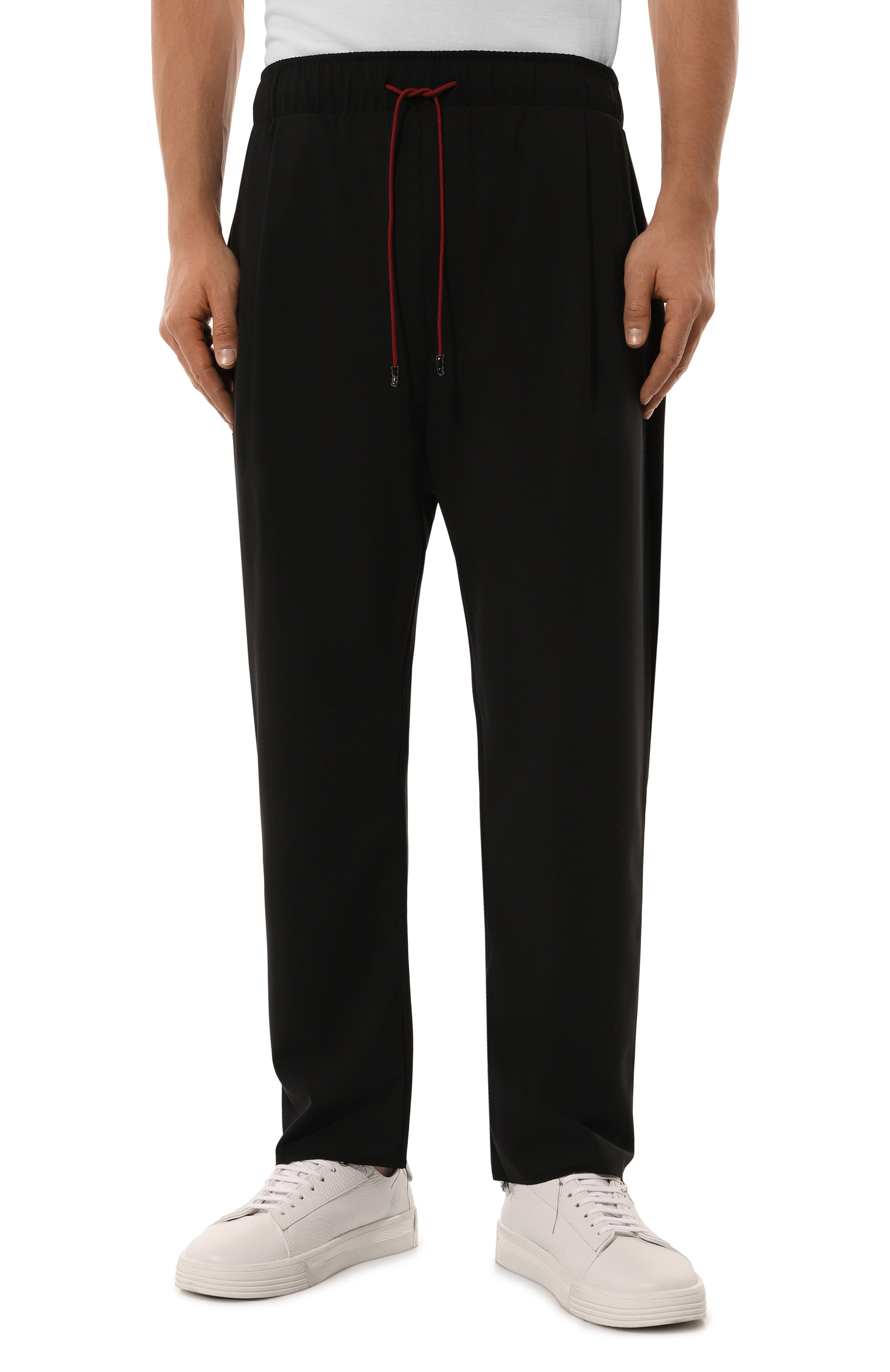 Шерстяные брюки WHO_AM черного цвета по цене 29500 руб., арт. MP1-SVO249-BLK, фото 3 Шерстяные брюки WHO_AM, арт. MP1-SVO249-BLK, фото 3