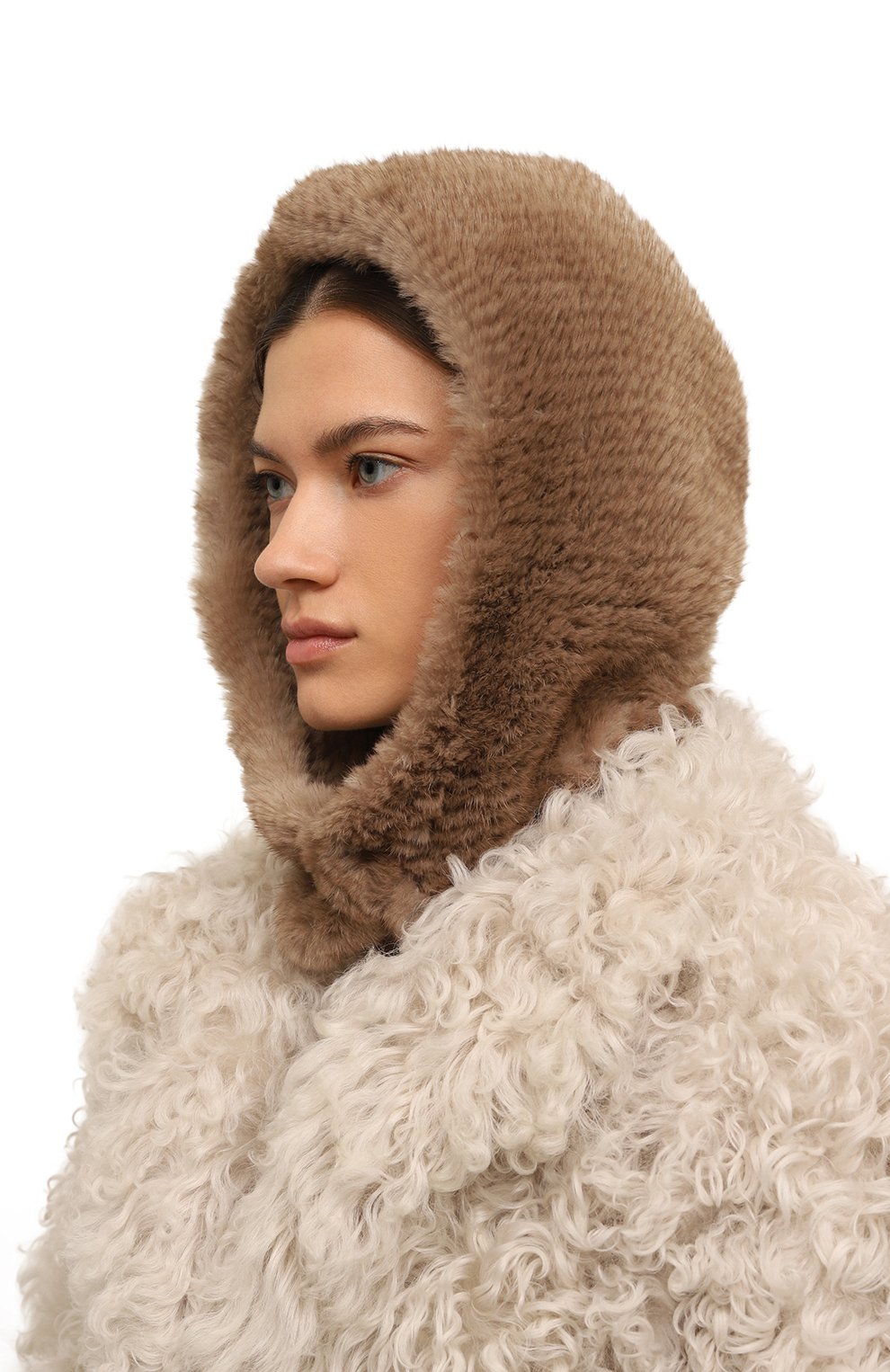 Меховой капюшон из норки VICTORIA KUSENKOVA, арт. 191950033060, фото 2