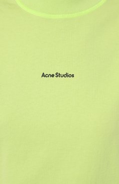 Женская хлопковая футболка ACNE STUDIOS зеленого цвета, арт. FN-MN-TSHI000353 | Фото 5 (Принт: Без принта; Длина (для топов): Стандартные; Стили: Гранж; Материал сплава: Проставлено; Материал внешний: Хлопок; Драгоценные камни: Проставлено; Рукава: 3/4)