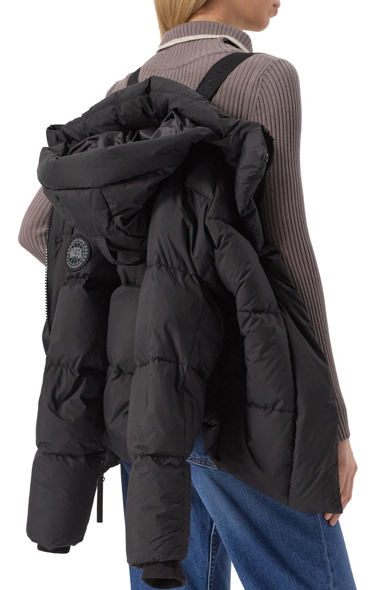 Женский пуховик junction CANADA GOOSE черного цвета, арт. 2602LB | Фото 8 (Длина (верхняя одежда): Короткие; Материал сплава: Проставлено; Драгоценные камни: Проставлено; Рукава: Длинные; Материал подклада: Синтетический материал; Стили: Кэжуэл; Кросс-КТ: Пуховик; Материал внешний: Синтетический материал)