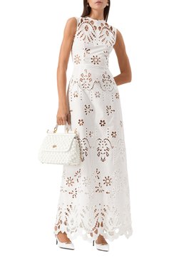 Женское хлопковое платье DOLCE & GABBANA белого цвета, арт. F6JI0Z/GDCJW | Фото 2 (Материал сплава: Проставлено; Драгоценные камни: Проставлено; Длина Ж (юбки, платья, шорты): Макси; Женское Кросс-КТ: Платье-одежда; Случай: Повседневный; Стили: Романтичный; Рукава: Без рукавов; Материал внешний: Хлопок)