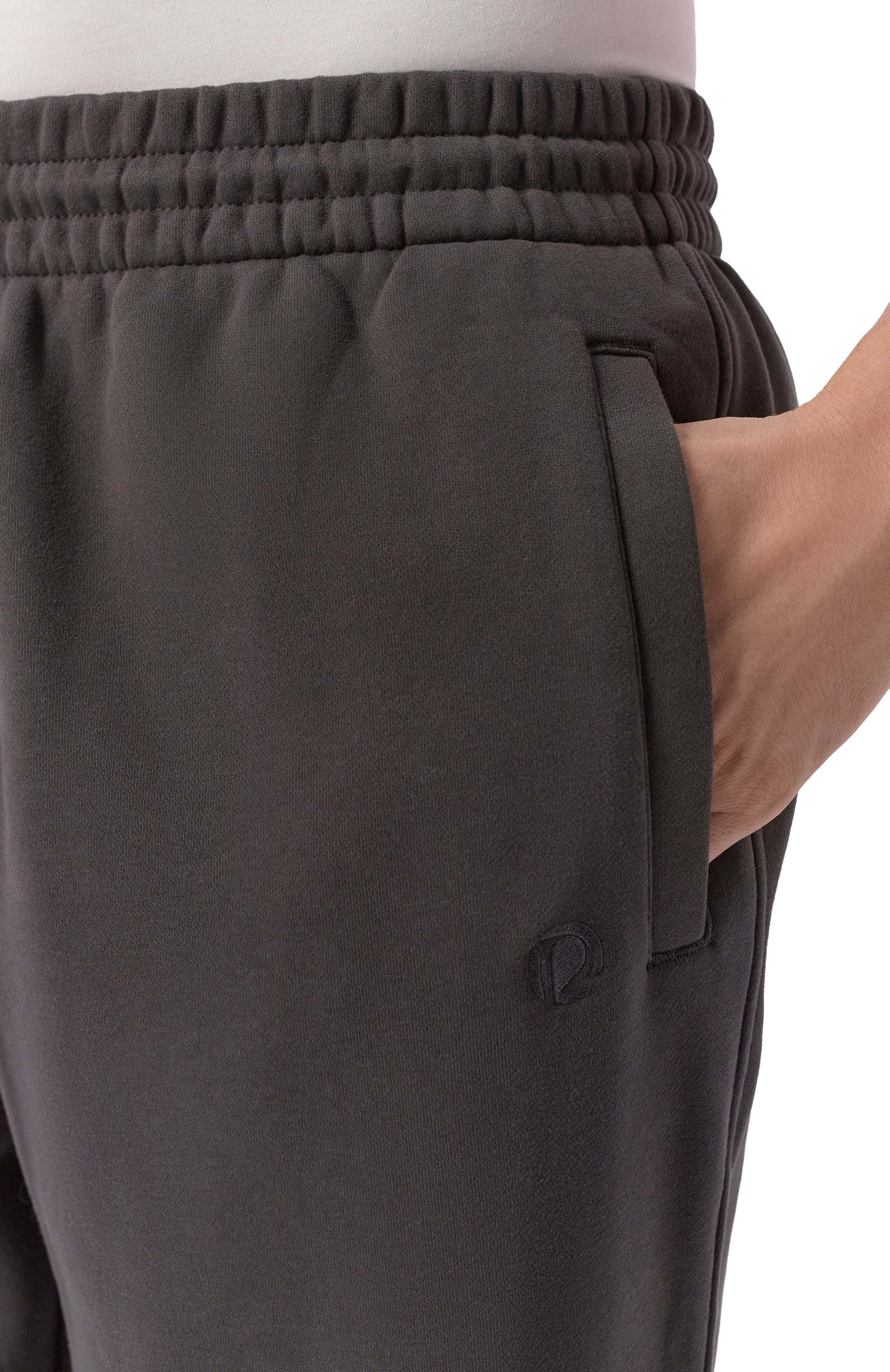 Хлопковые джоггеры 12 STOREEZ темно-серого цвета по цене 17000 руб., арт. 135781, фото 5 Хлопковые джоггеры 12 STOREEZ, арт. 135781, фото 5