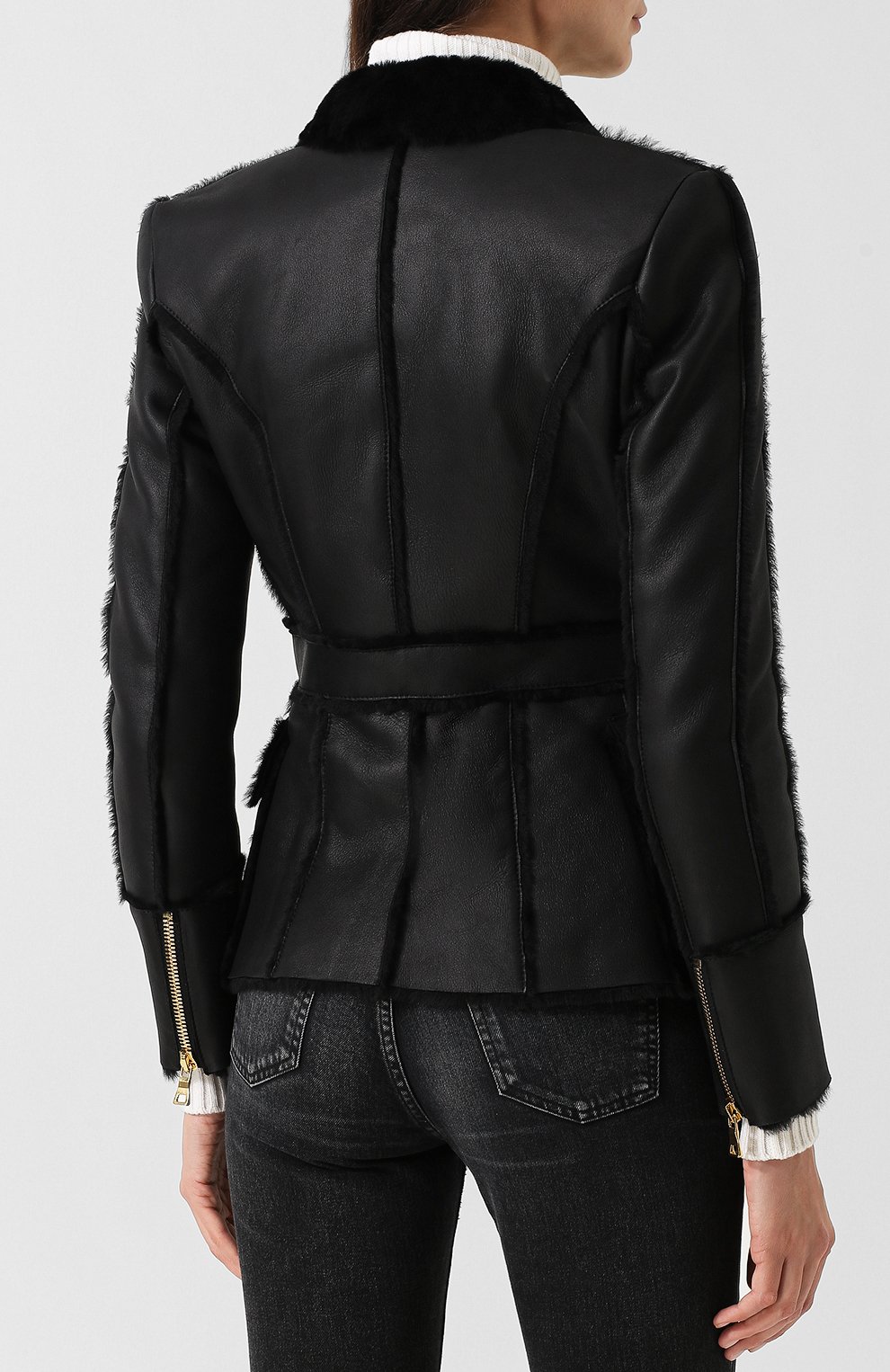 Двубортная укороченная дубленка из овчины BALMAIN черного цвета по цене 478000 руб., арт. 147352/L012, фото 4 Двубортная укороченная дубленка из овчины BALMAIN, арт. 147352/L012, фото 4