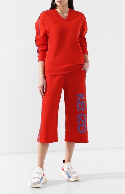 Хлопковые брюки KENZO красного цвета по цене 21100 руб., арт. 2PA705952, фото 2 Хлопковые брюки KENZO, арт. 2PA705952, фото 2