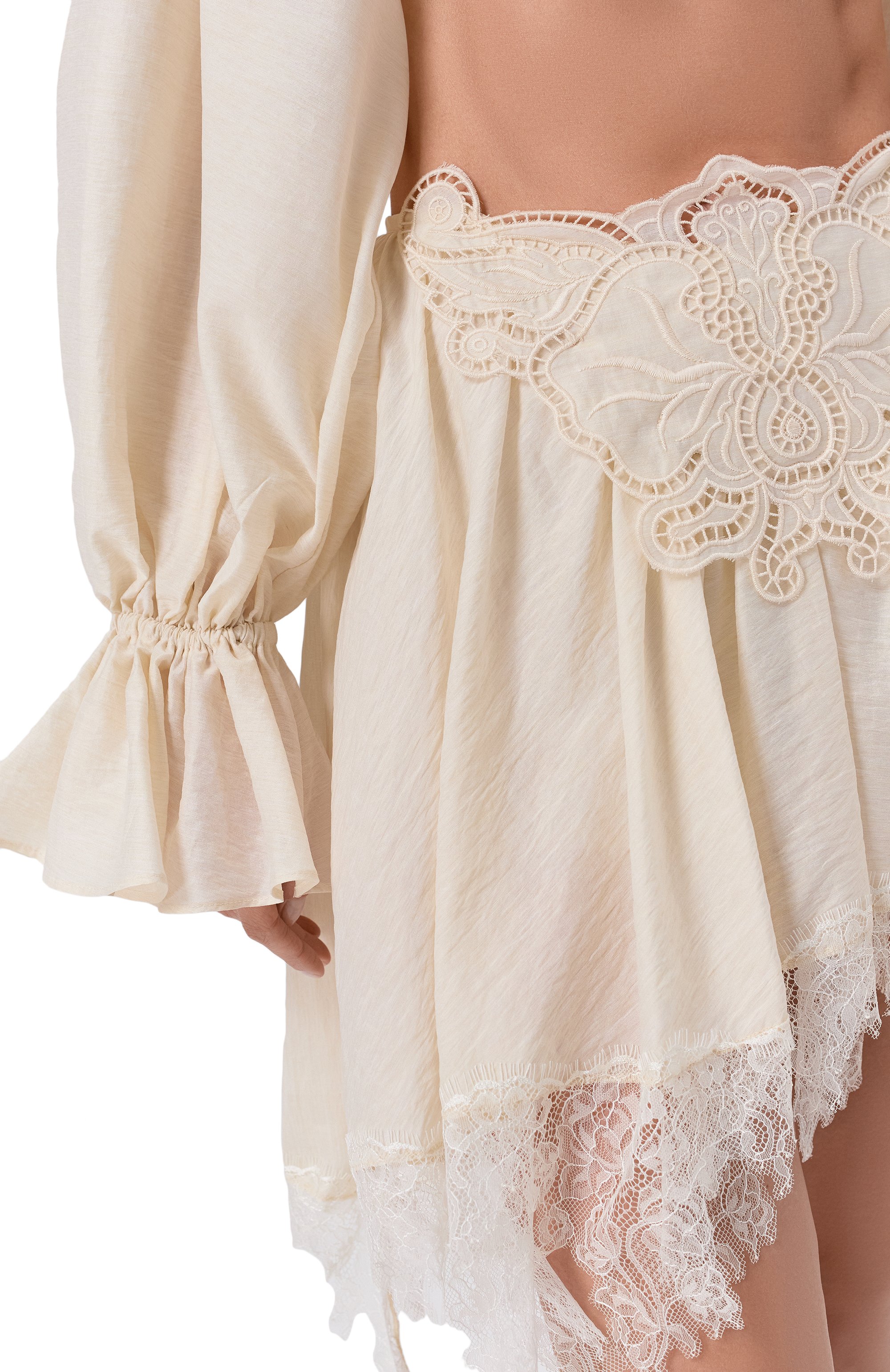 Юбка из вискозы BLUMARINE кремового цвета по цене 84950 руб., арт. 4G120A/T19074, фото 5 Юбка из вискозы BLUMARINE, арт. 4G120A/T19074, фото 5