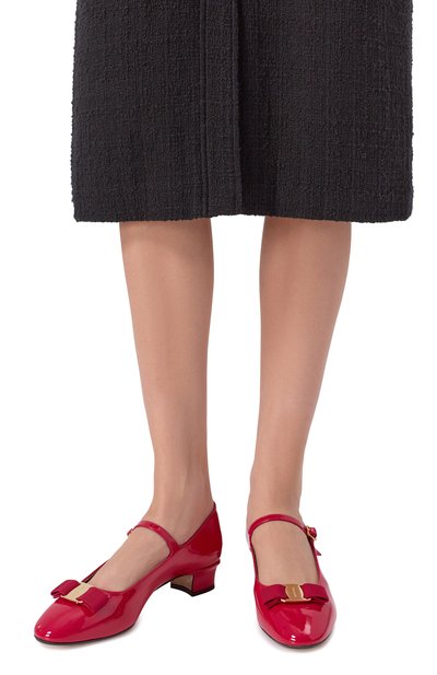 Лакированные туфли vara bow 30 FERRAGAMO розового цвета по цене 89950 руб., арт. 01L345/790, фото 2 Лакированные туфли vara bow 30 FERRAGAMO, арт. 01L345/790, фото 2