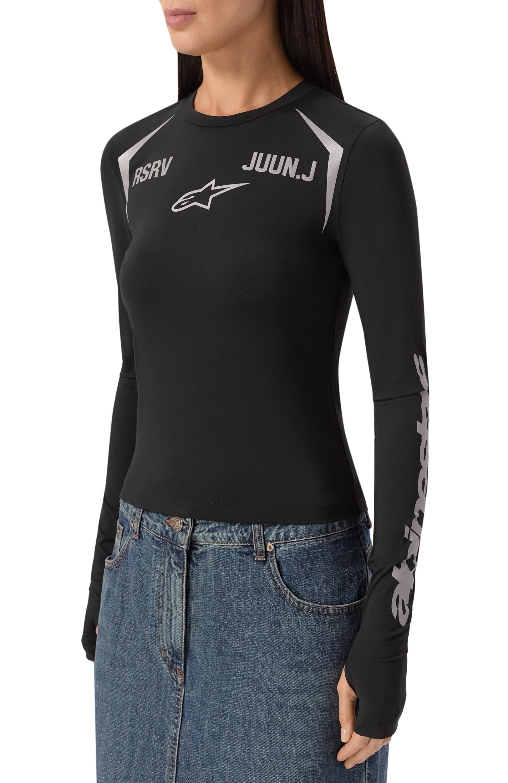 Лонгслив juun.j x alpinestars rsrv JUUN.J черного цвета по цене 33650 руб., арт. JW6941WN0, фото 3 Лонгслив juun.j x alpinestars rsrv JUUN.J, арт. JW6941WN0, фото 3