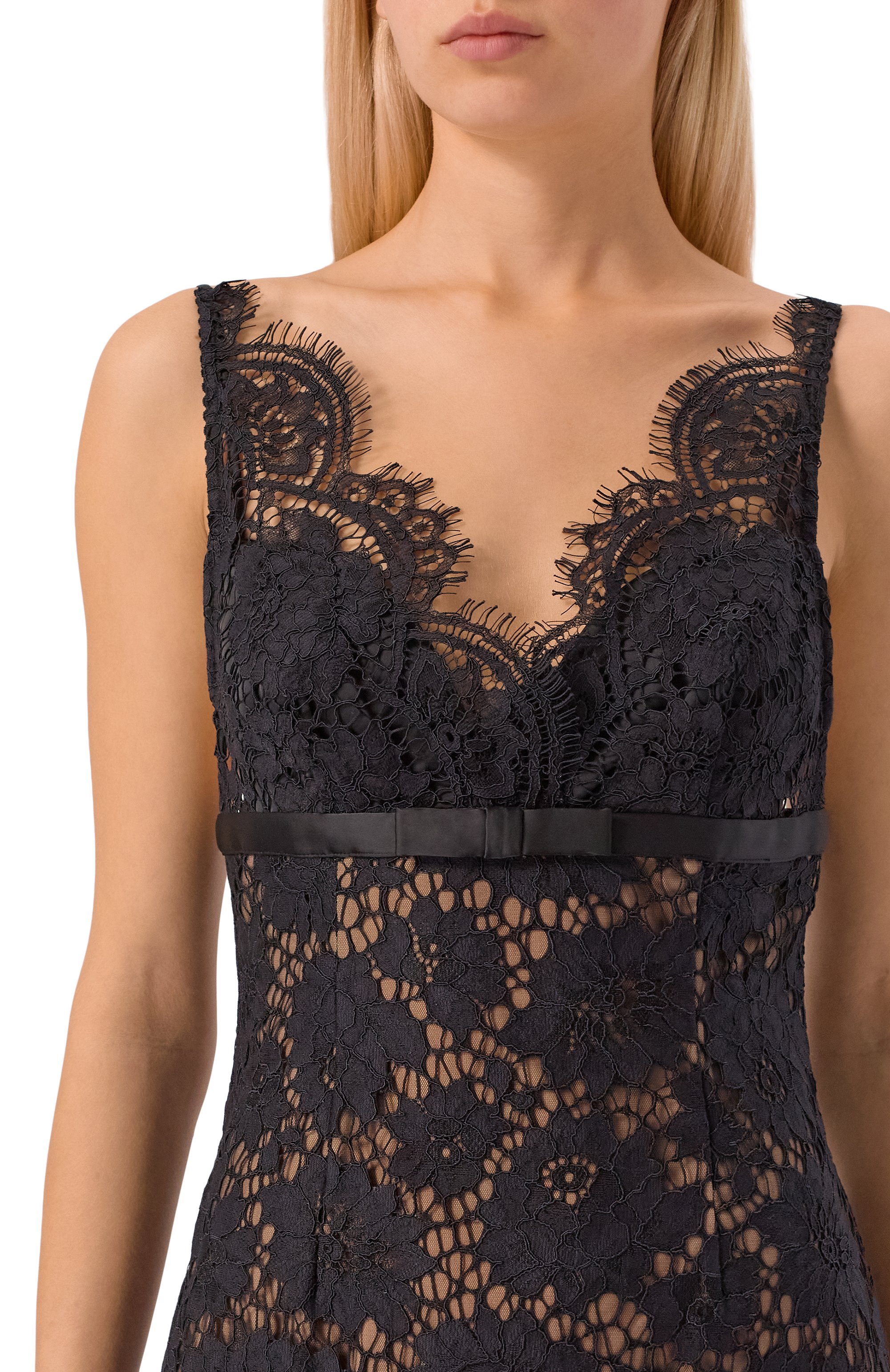 Платье SELF-PORTRAIT черного цвета по цене 92500 руб., арт. AW25096XB, фото 4 Платье SELF-PORTRAIT, арт. AW25096XB, фото 4