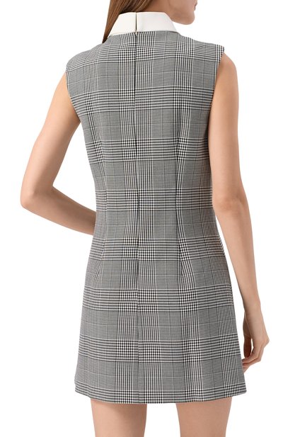 Платье SELF-PORTRAIT серого цвета по цене 69650 руб., арт. PF25016SBW, фото 4 Платье SELF-PORTRAIT, арт. PF25016SBW, фото 4