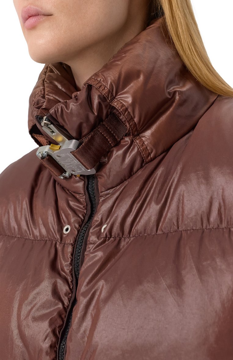 Женский пуховый жилет 6 moncler 1017 alyx 9sm MONCLER GENIUS коричневого цвета, арт. 1A00013/M2308 | Фото 5 (Материал подклада: Синтетический материал; Длина (верхняя одежда): Короткие; Материал внешний: Синтетический материал; Кросс-КТ: Пуховик; Стили: Кэжуэл; Автоматизация состава: Проставлено; Автоматизация ТО: Проставлено)
