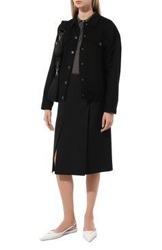 Женская шерстяная юбка PRADA черного цвета, арт. P122T-1ZMM-F0002-212 | Фото 2 (Длина Ж (юбки, платья, шорты): До колена; Стили: Кэжуэл; Материал сплава: Проставлено; Драгоценные камни: Проставлено; Материал внешний: Шерсть; Женское Кросс-КТ: Юбка-одежда)