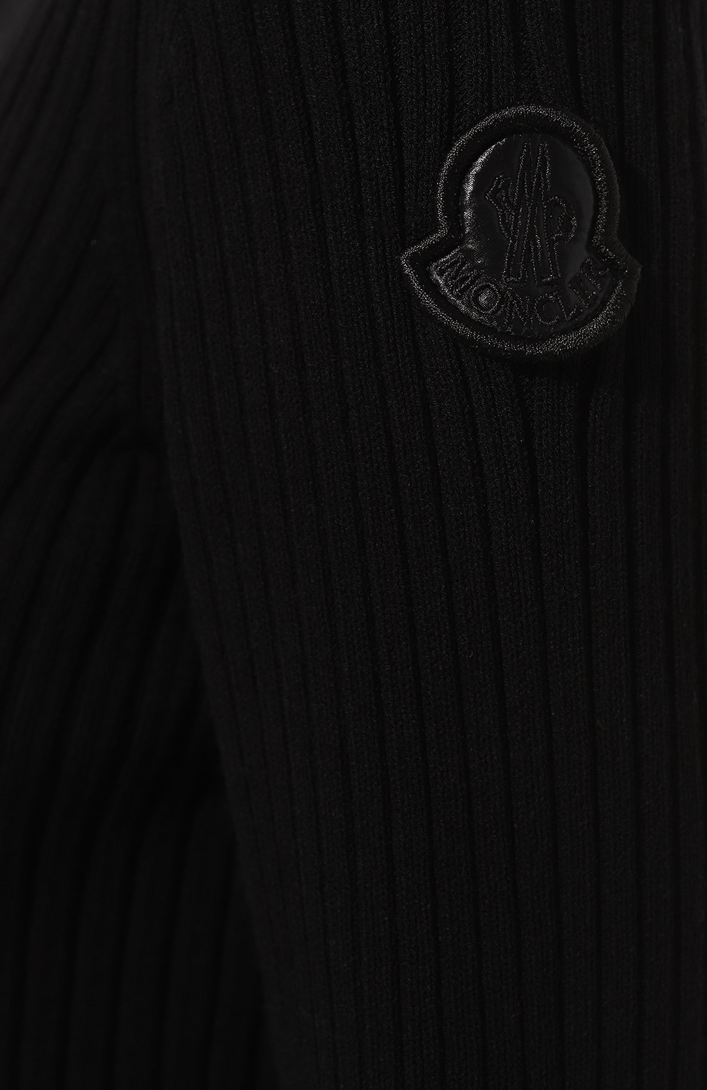 Платье из вискозы MONCLER черного цвета по цене 135500 руб., арт. 9L000.06/M1183, фото 5 Платье из вискозы MONCLER, арт. 9L000.06/M1183, фото 5