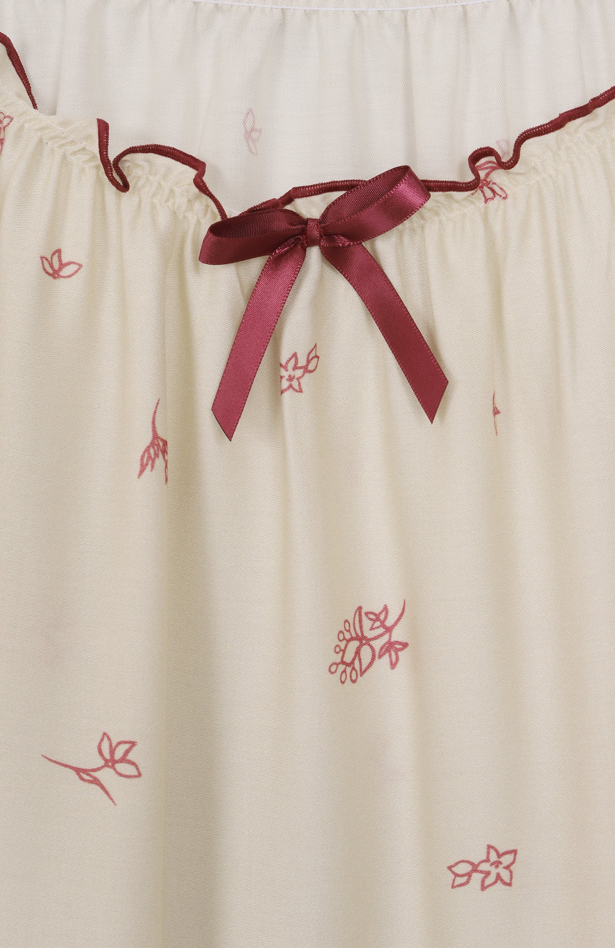 Ночная сорочка из вискозы AMIKI CHILDREN кремового цвета по цене 14600 руб., арт. VICT0RIA, фото 3 Ночная сорочка из вискозы AMIKI CHILDREN, арт. VICT0RIA, фото 3