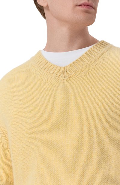 Кашемировый свитер BOTTEGA VENETA желтого цвета по цене 231500 руб., арт. 862739/V63P0, фото 5 Кашемировый свитер BOTTEGA VENETA, арт. 862739/V63P0, фото 5