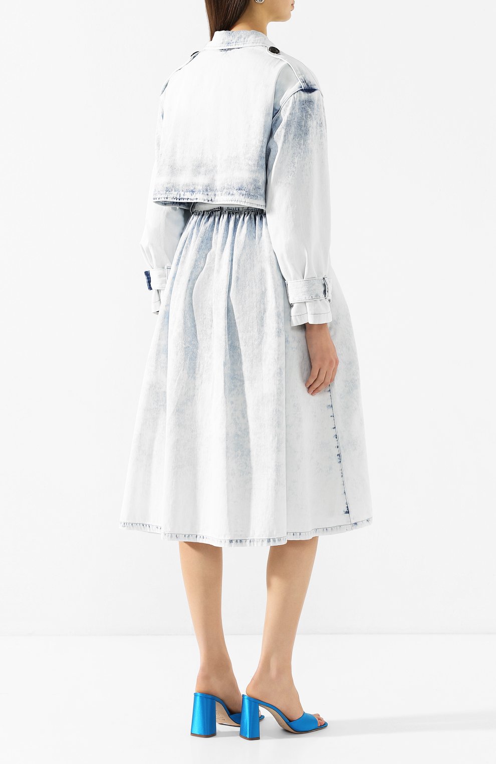 Джинсовый тренч MSGM голубого цвета по цене 107000 руб., арт. 2841MDC40L 207237, фото 4 Джинсовый тренч MSGM, арт. 2841MDC40L 207237, фото 4