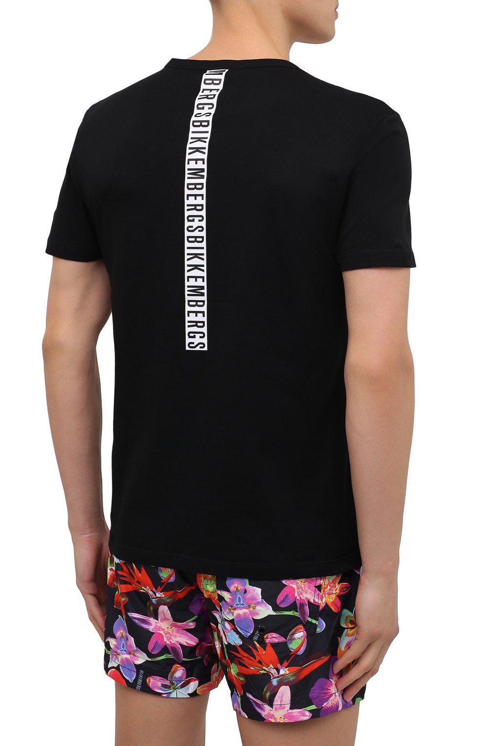 Хлопковая футболка DIRK BIKKEMBERGS черного цвета по цене 6255 руб., арт. VBKB04877, фото 4 Хлопковая футболка DIRK BIKKEMBERGS, арт. VBKB04877, фото 4