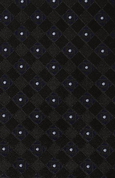 Шелковый галстук GIORGIO ARMANI черного цвета по цене 21500 руб., арт. 360054/3R929, фото 4 Шелковый галстук GIORGIO ARMANI, арт. 360054/3R929, фото 4
