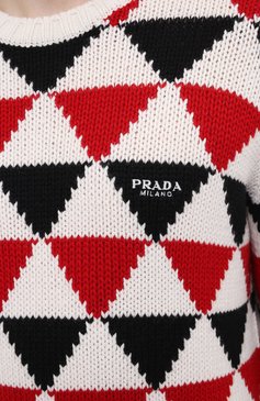 Мужской кашемировый свитер PRADA разноцветного цвета, арт. UMB338-10O6-F0N98-212 | Фото 5 (Материал внешний: Шерсть, Кашемир; Принт: С принтом; Материал сплава: Проставлено; Нос: Не проставлено; Стили: Спорт-шик; Мужское Кросс-КТ: Свитер-одежда)