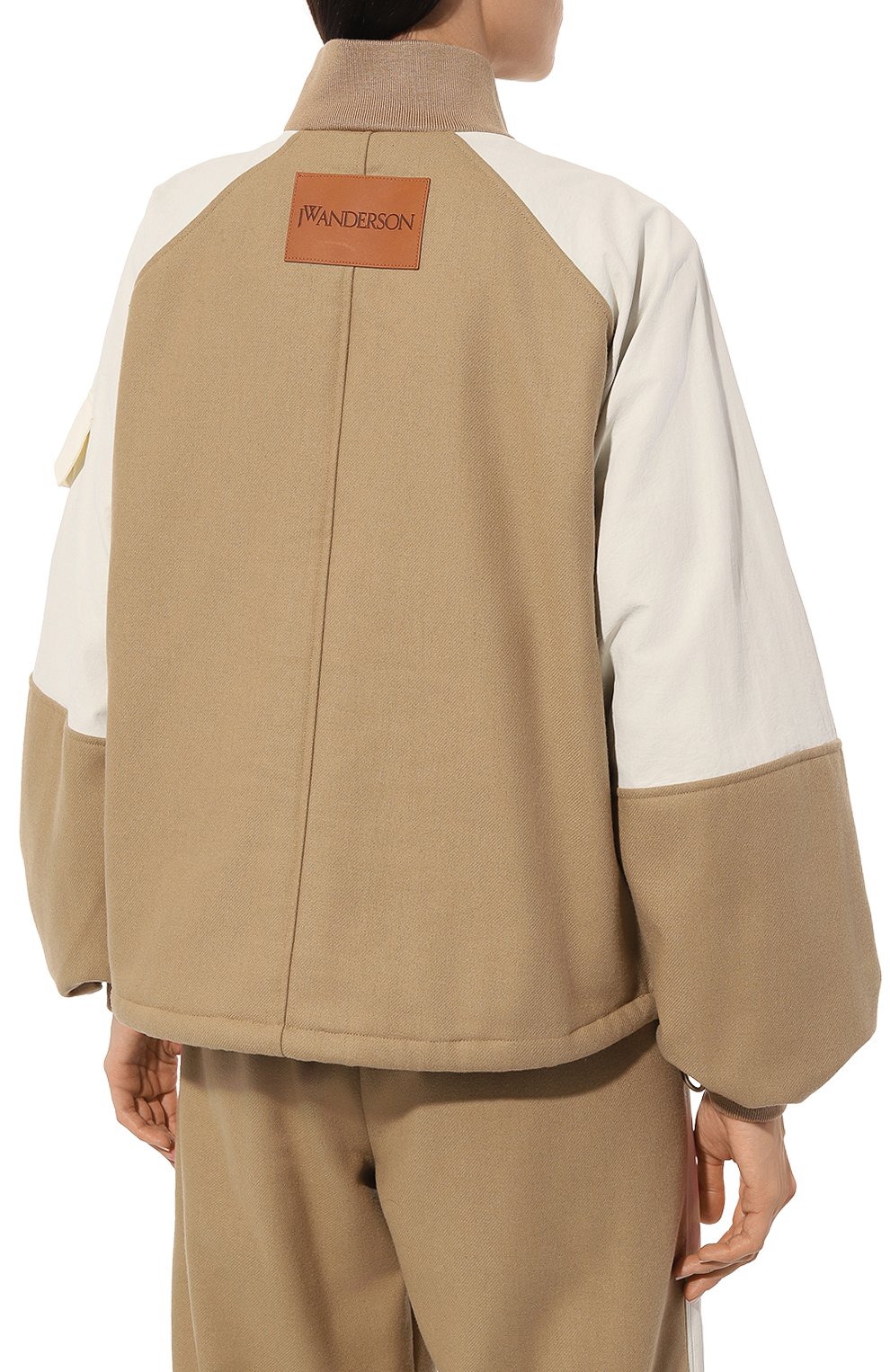 Утепленная куртка JW ANDERSON бежевого цвета по цене 73150 руб., арт. JK0251 PG1364, фото 4 Утепленная куртка JW ANDERSON, арт. JK0251 PG1364, фото 4