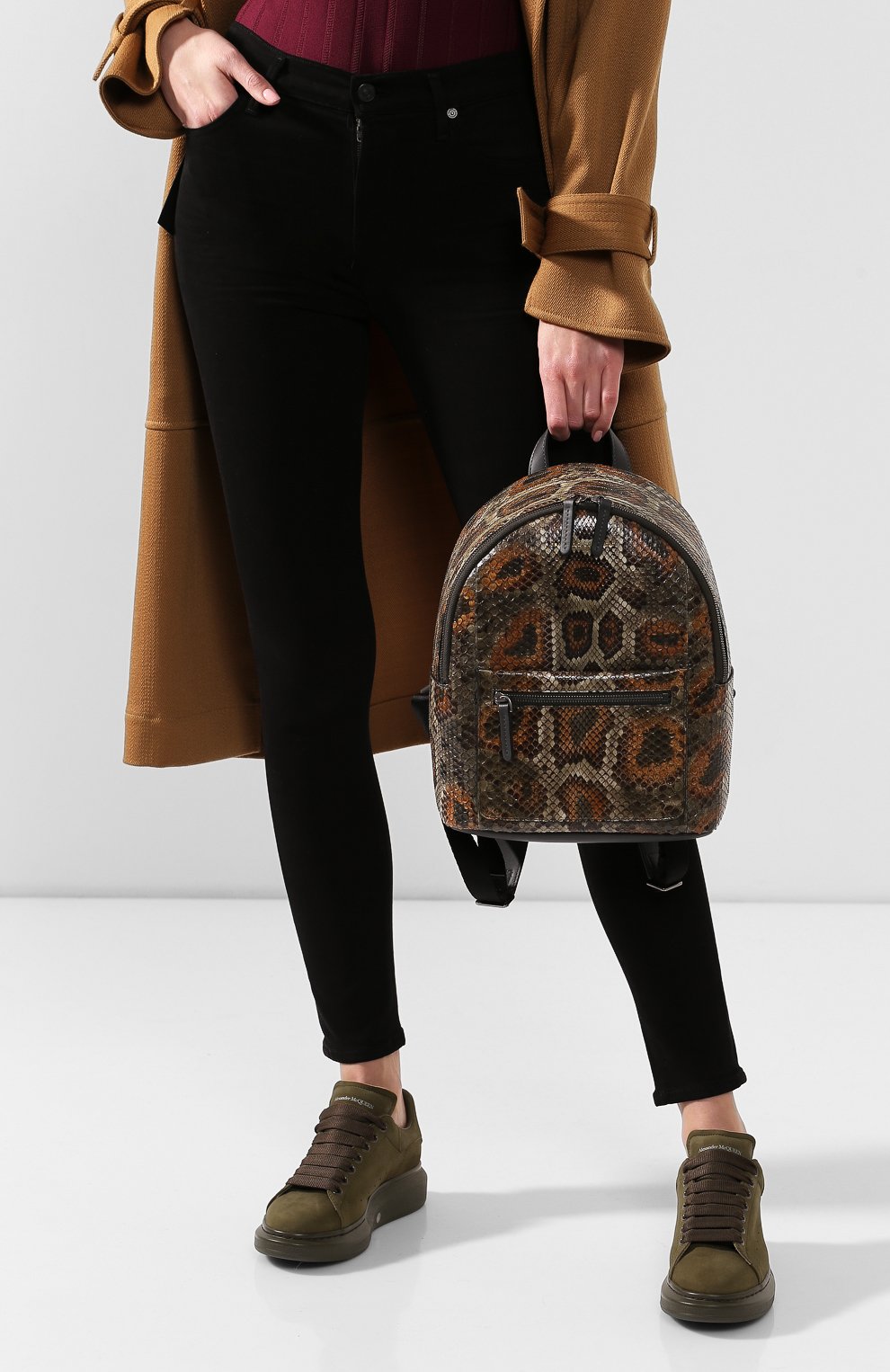 Рюкзак из кожи питона BRUNELLO CUCINELLI коричневого цвета по цене 482000 руб., арт. MBPXD2078P/PBIV, фото 2 Рюкзак из кожи питона BRUNELLO CUCINELLI, арт. MBPXD2078P/PBIV, фото 2