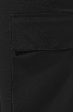 Женские брюки PHILOSOPHY DI LORENZO SERAFINI черного цвета, арт. A0313/5724 | Фото 5 (Длина (брюки, джинсы): Удлиненные; Силуэт Ж (брюки и джинсы): Широкие, Расклешенные; Женское Кросс-КТ: Брюки-одежда; Материал внешний: Син�тетический материал; Материал сплава: Проставлено; Драгоценные камни: Проставлено; Стили: Кэжуэл)