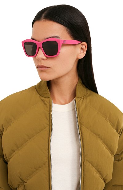 Солнцезащитные очки BALENCIAGA розового цвета по цене 26800 руб., арт. BB0216S 003, фото 2 Солнцезащитные очки BALENCIAGA, арт. BB0216S 003, фото 2