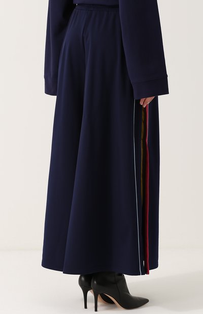 Хлопковые широкие брюки с разрезами FENTY PUMA BY RIHANNA темно-синего цвета по цене 12600 руб., арт. 57576801, фото 4 Хлопковые широкие брюки с разрезами FENTY PUMA BY RIHANNA, арт. 57576801, фото 4