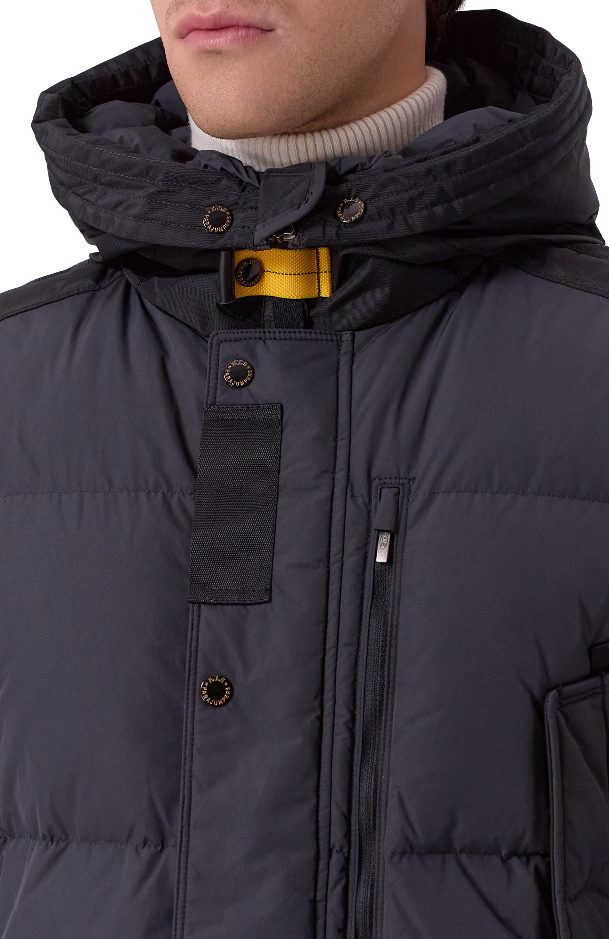 Пуховик PARAJUMPERS темно-серого цвета по цене 127500 руб., арт. 25WMPMPUHF03, фото 5 Пуховик PARAJUMPERS, арт. 25WMPMPUHF03, фото 5