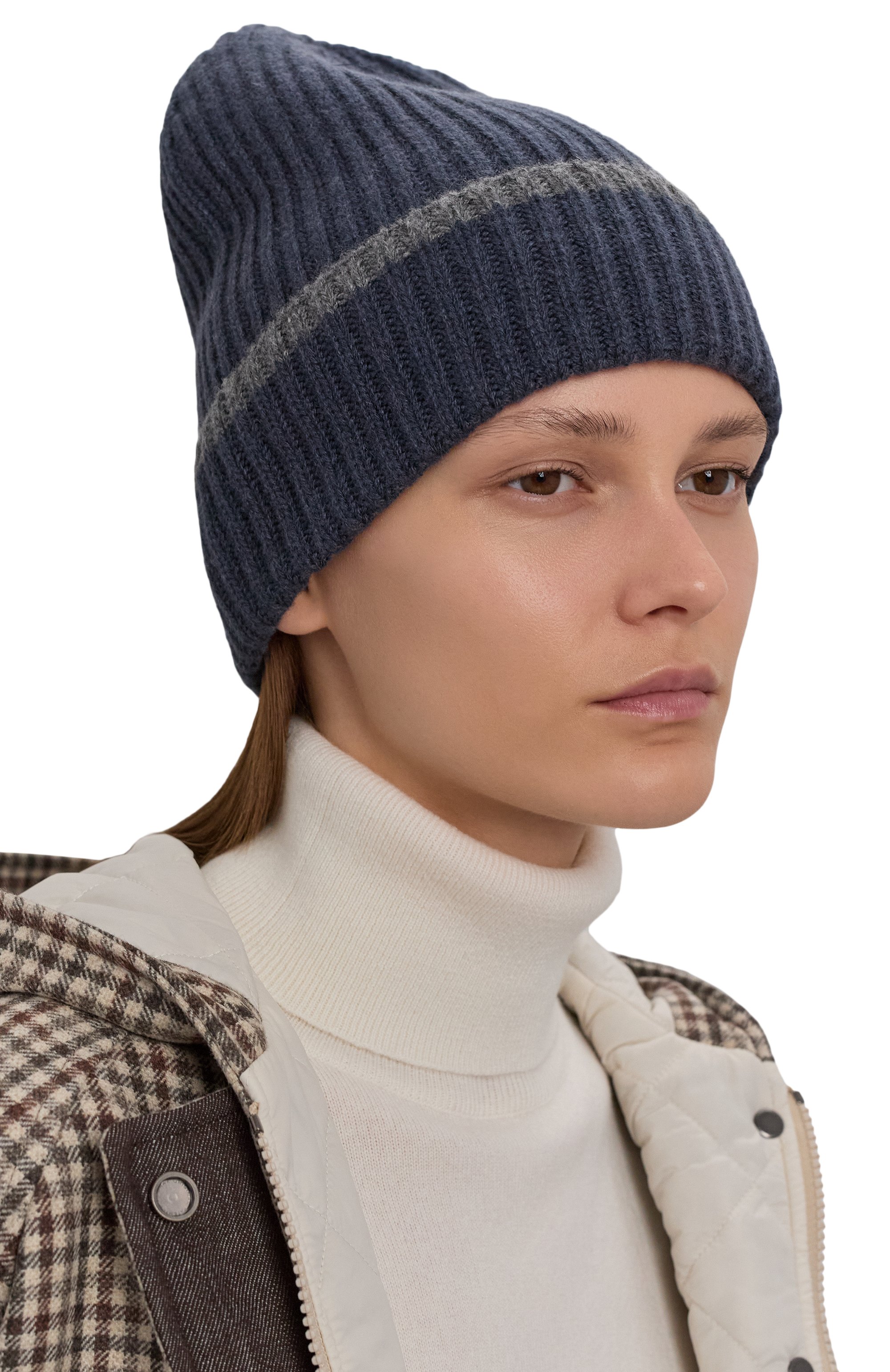 Кашемировая шапка BRUNELLO CUCINELLI синего цвета по цене 68650 руб., арт. M12504979, фото 2 Кашемировая шапка BRUNELLO CUCINELLI, арт. M12504979, фото 2