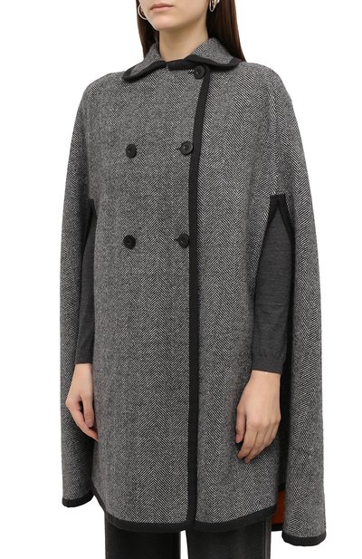 Двусторонний кейп LORO PIANA серого цвета по цене 765500 руб., арт. FAL3647, фото 3 Двусторонний кейп LORO PIANA, арт. FAL3647, фото 3