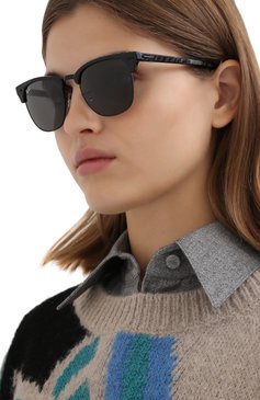 Женские солнцезащитные очки RAY-BAN черного цвета, арт. 3016-1305B1 | Фото 2 (Региональные ограничения белый список (Axapta Mercury): RU; Тип очков: С/з; Очки форма: Прямоугольные)