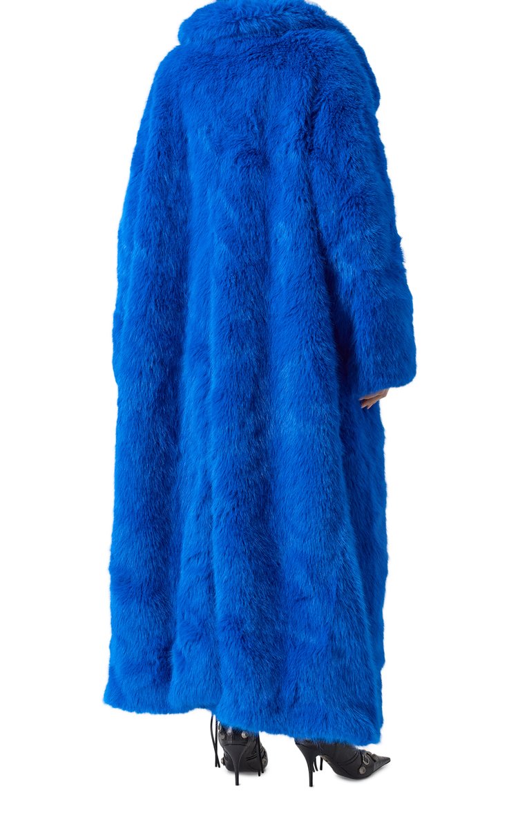 Женская шуба из экомеха BALENCIAGA синего цвета, арт. 794648/TPQ23 | Фото 4 (Рукава: Длинные; Длина (верхняя одежда): Длинные; Материал подклада: Вискоза; Кросс-КТ: Куртка; Стили: Гламурный; Материал внешний: Экомех)