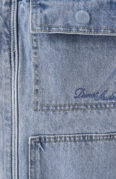 Женская джинсовая куртка DUNST голубого цвета, арт. UDJU5A115B1 | Фото 6 (Длина (верхняя одежда): Короткие; Драгоценные камни: Проставлено; Материал сплава: Проставлено; Рукава: Длинные; Материал внешний: Деним, Хлопок; Кросс-КТ: Деним, Куртка, Легкие; Стили: Кэжуэл)