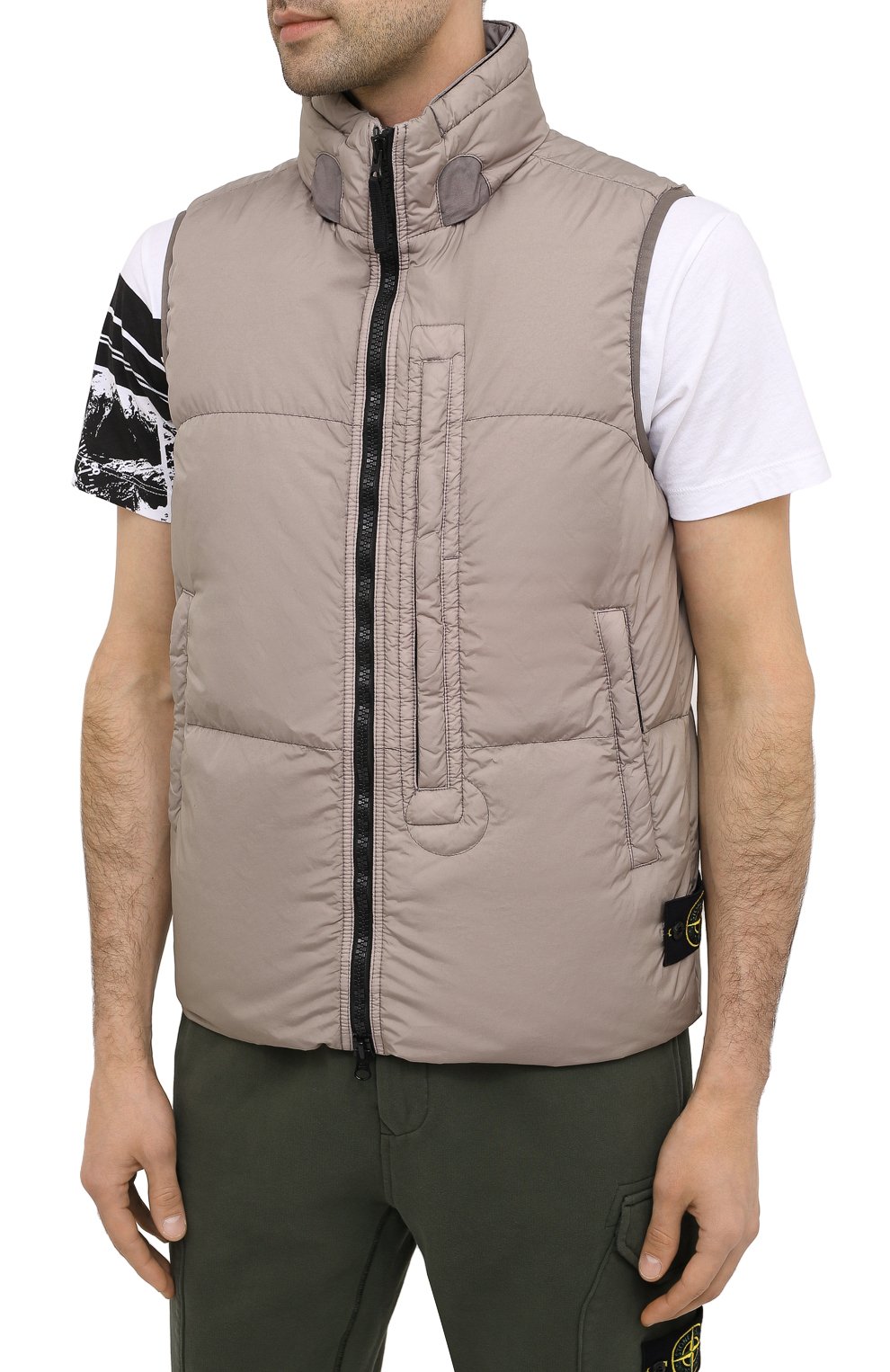 Пуховый жилет STONE ISLAND серого цвета по цене 76650 руб., арт. 7315G0123, фото 3 Пуховый жилет STONE ISLAND, арт. 7315G0123, фото 3