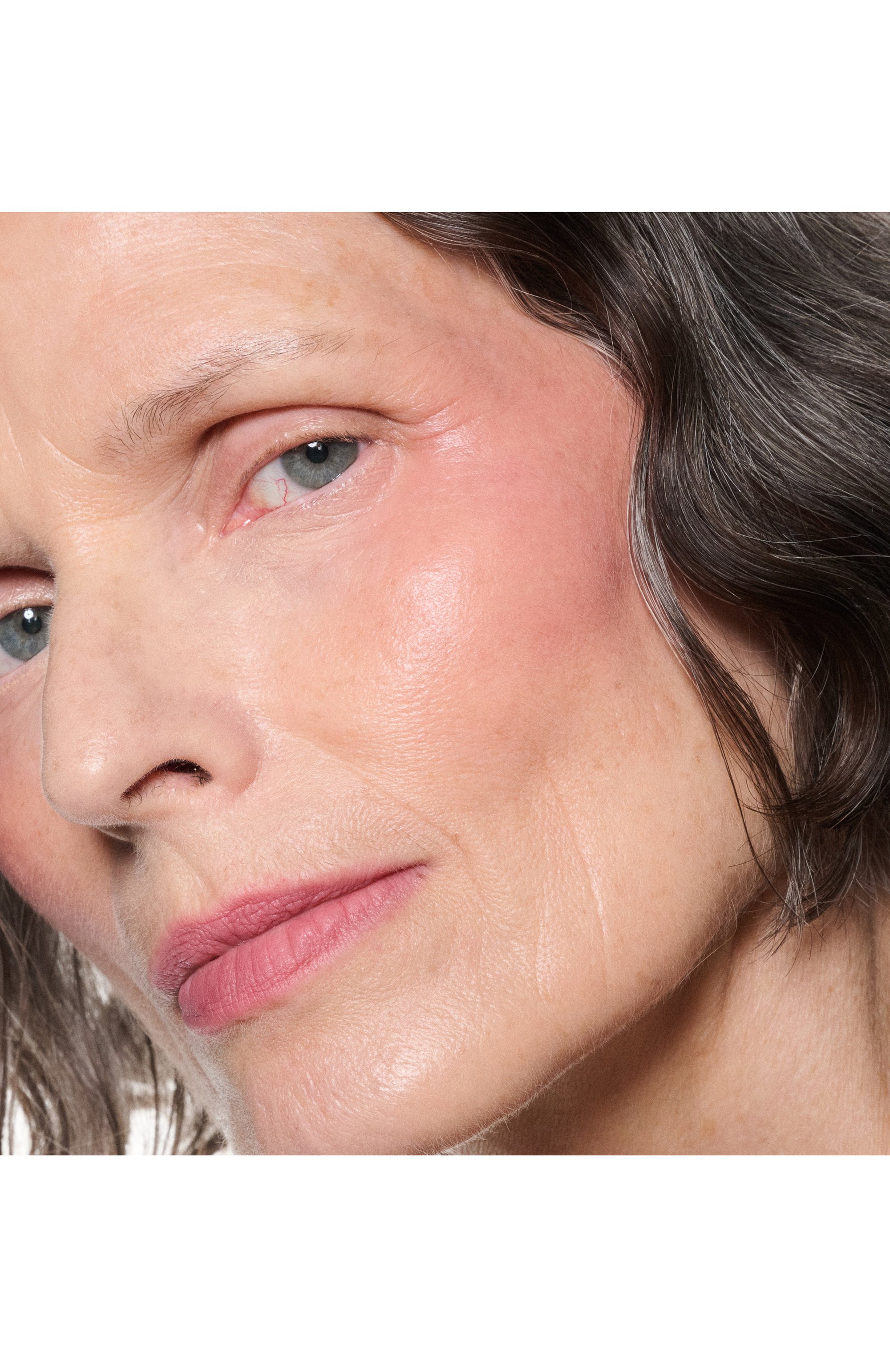 Муссовый тинт для губ и щек powder kiss lip+cheek mousse, оттенок more the mehr-ier (5ml) MAC, арт. SAND-08, фото 3