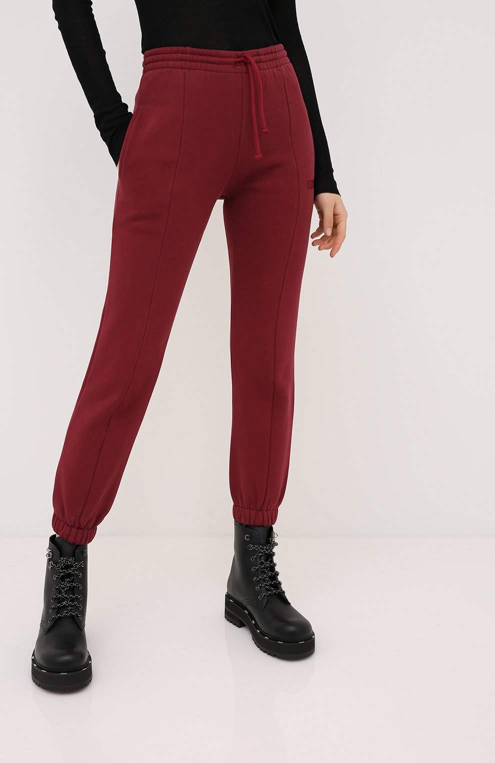 Хлопковые джоггеры VETEMENTS бордового цвета по цене 79950 руб., арт. WAH21TR645 1601/B0RDEAUX, фото 3 Хлопковые джоггеры VETEMENTS, арт. WAH21TR645 1601/B0RDEAUX, фото 3