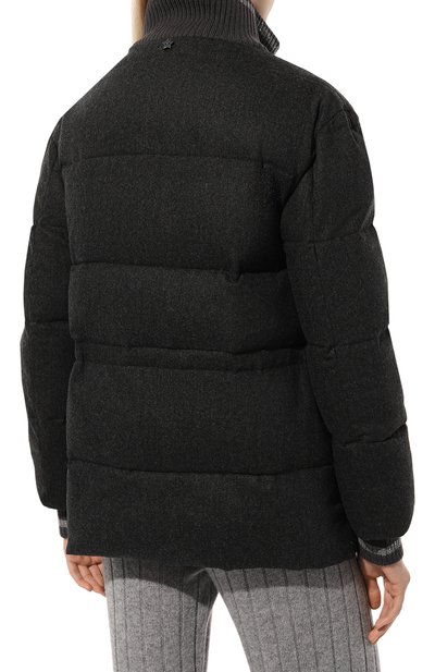 Пуховик LORENA ANTONIAZZI темно-серого цвета по цене 186500 руб., арт. A2403PI15B/4439, фото 4 Пуховик LORENA ANTONIAZZI, арт. A2403PI15B/4439, фото 4