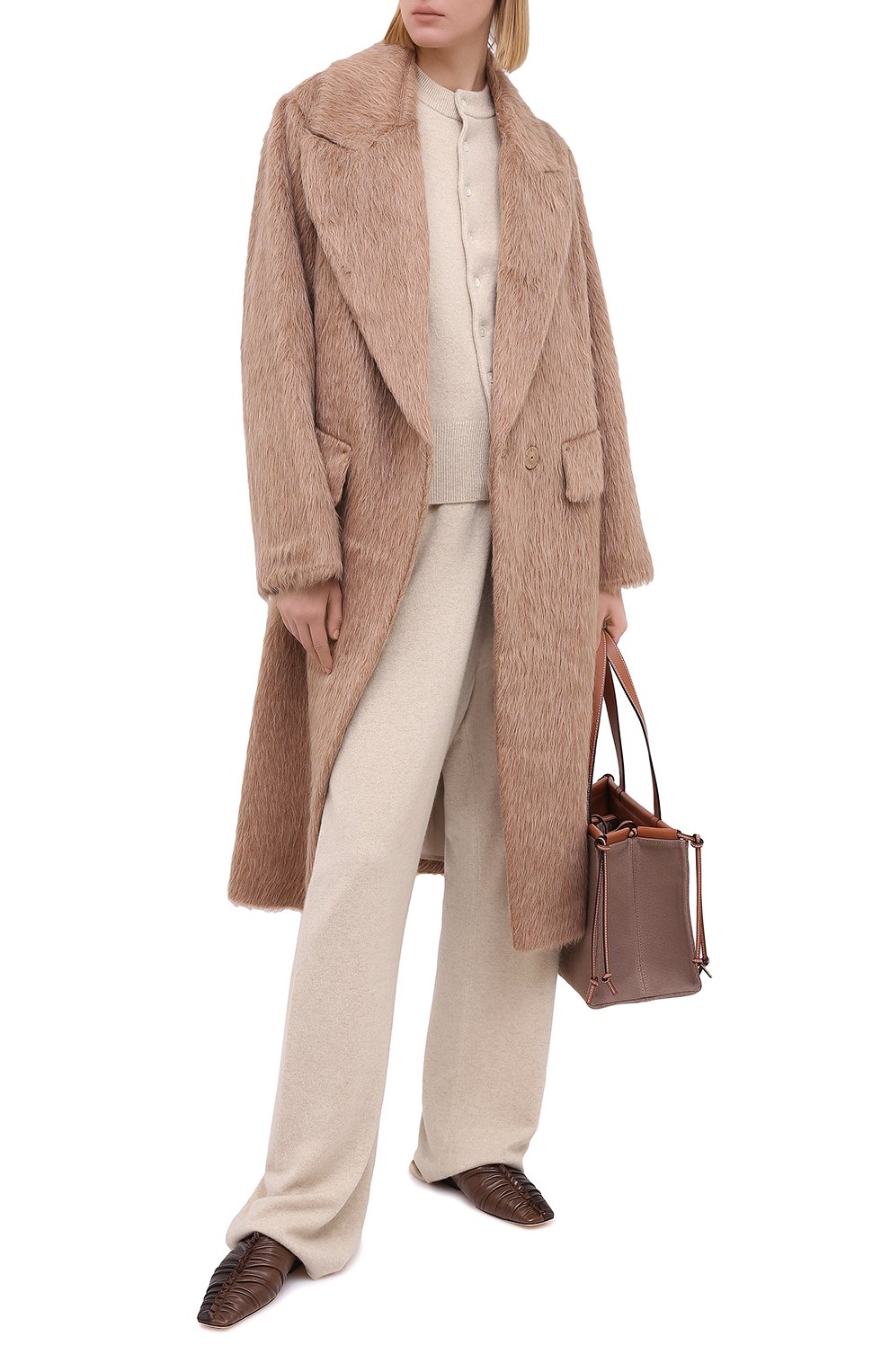 Кашемировые брюки EXTREME CASHMERE бежевого цвета по цене 82350 руб., арт. 142/RUN, фото 2 Кашемировые брюки EXTREME CASHMERE, арт. 142/RUN, фото 2